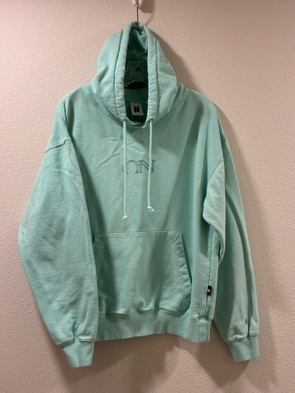 BTS Official ON 08 Mint Green Bring The Pain Big Hit Pullover Hoodie XL